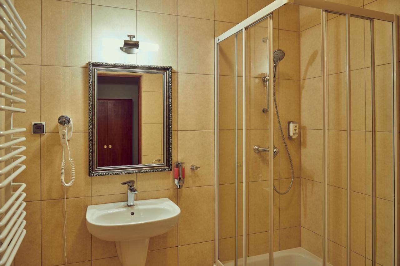 Zajazd Srebrna Gora Krakau Exterior foto
